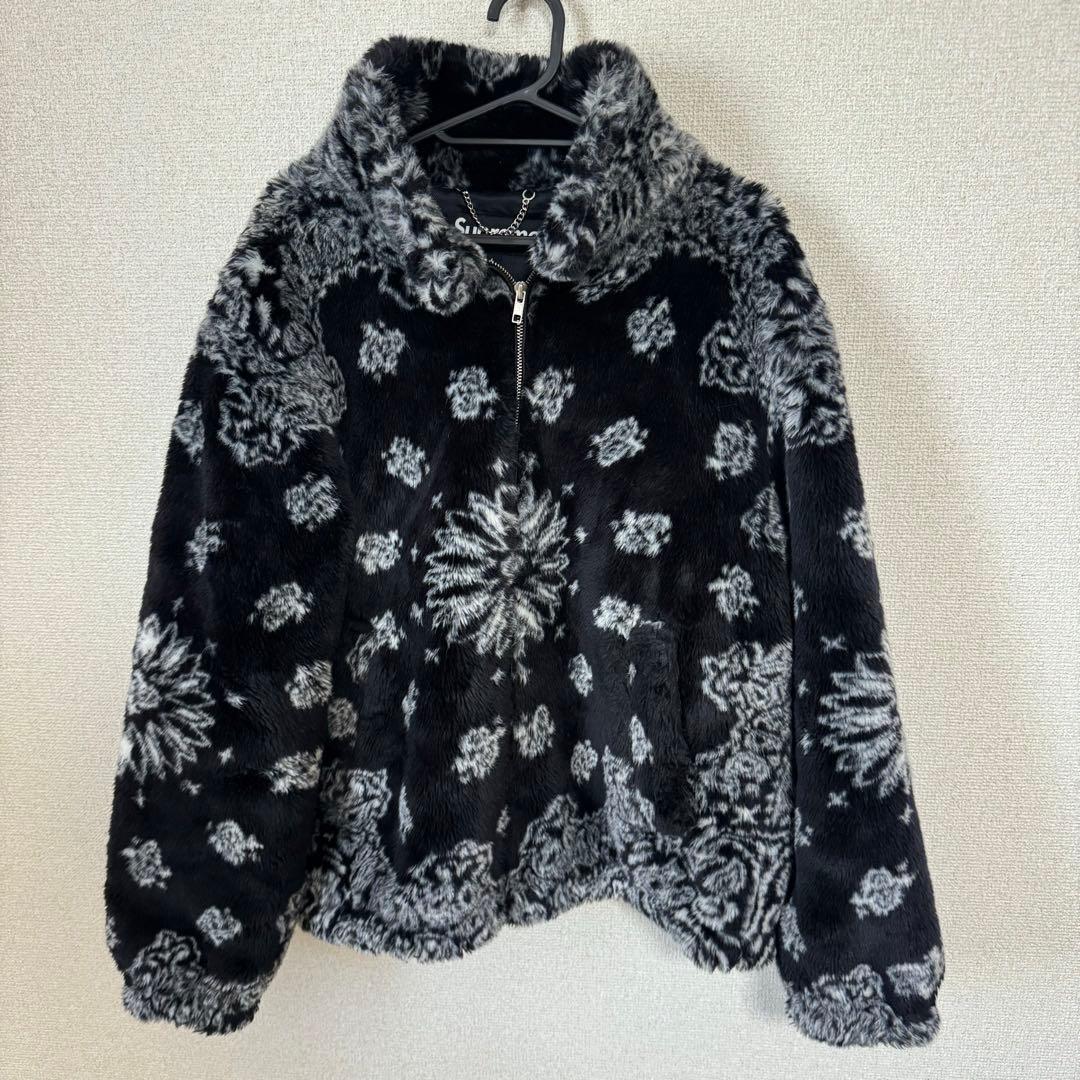 【バックロゴ】Supreme アウター ブラック L 美品 防寒◎