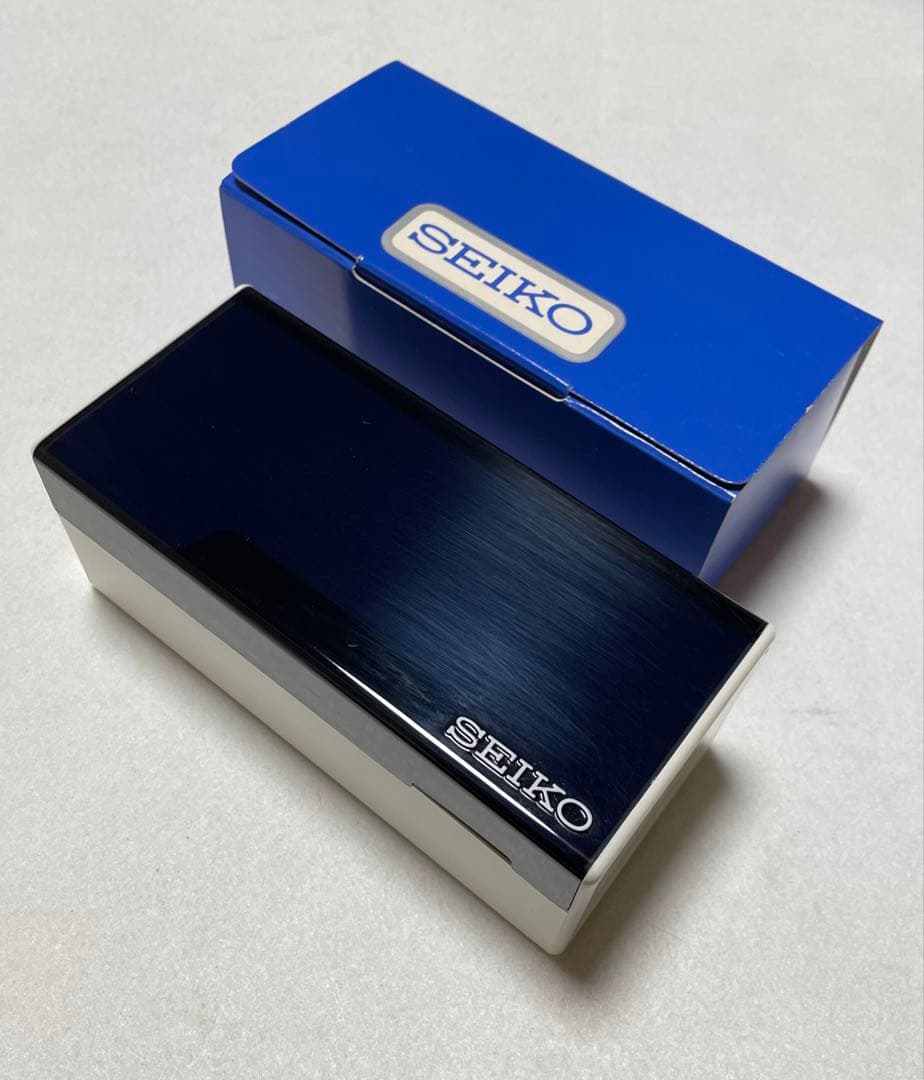 未使用品　セイコー　セカンドダイバー用　専用ボックス、外紙箱付き