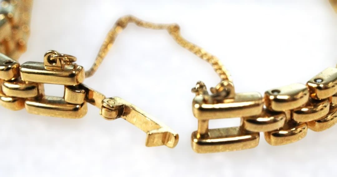 【良品】SEIKO オーバル ブレスウォッチ 腕時計 1F21-5A00