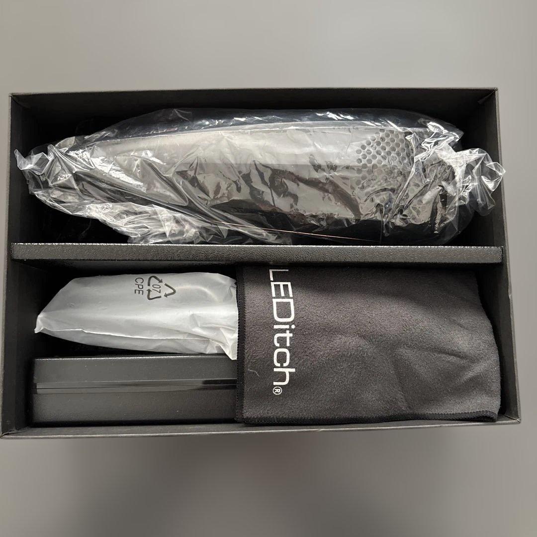 【未使用】LEDitch レディッチ家庭用美顔器　脱毛器mist & serum