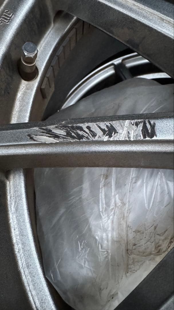 【送料込み】スタッドレス4本セット　18インチ