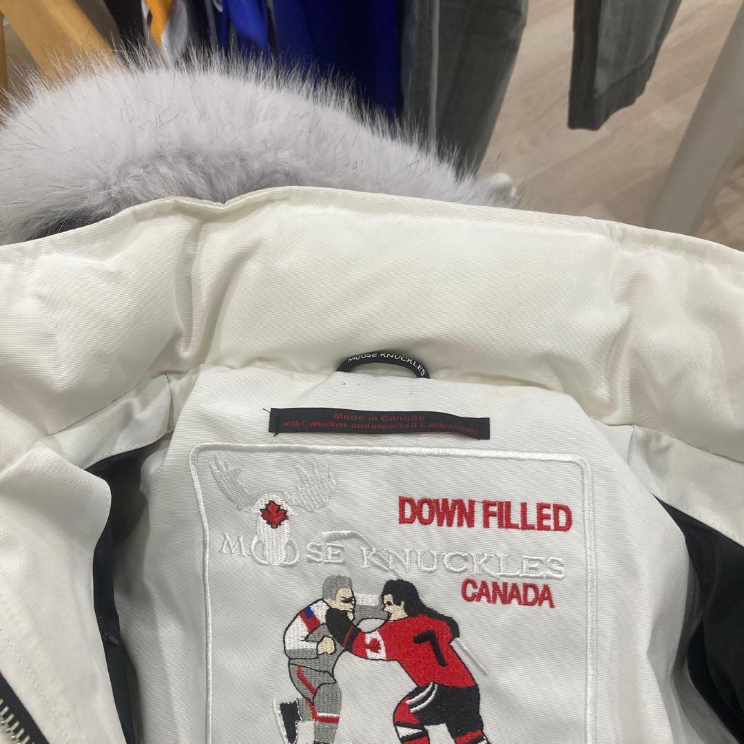 め*い様 Moose Knuckles ホワイトダウンジャケット