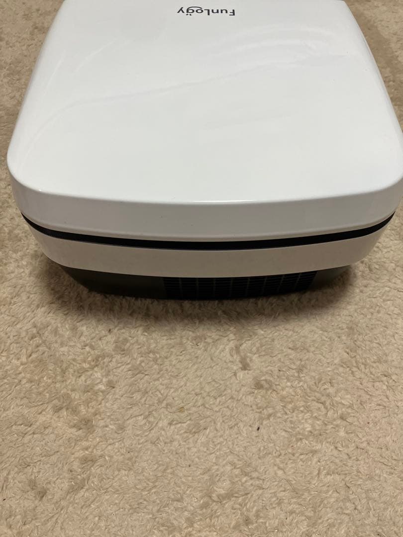 【美品】FunLogy Air ファンロジー・エアー /超短焦点プロジェクター