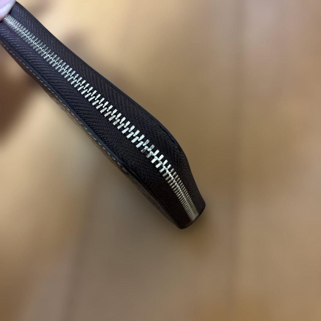 ココマイスター ロッソピエトラ ラウンド小銭入れ