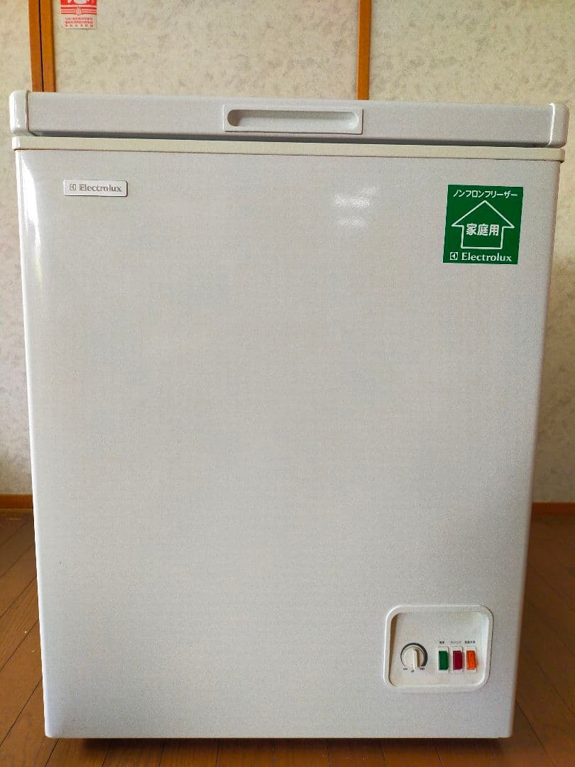 Electrolux NFH1000 冷凍庫 ストッカー　100L