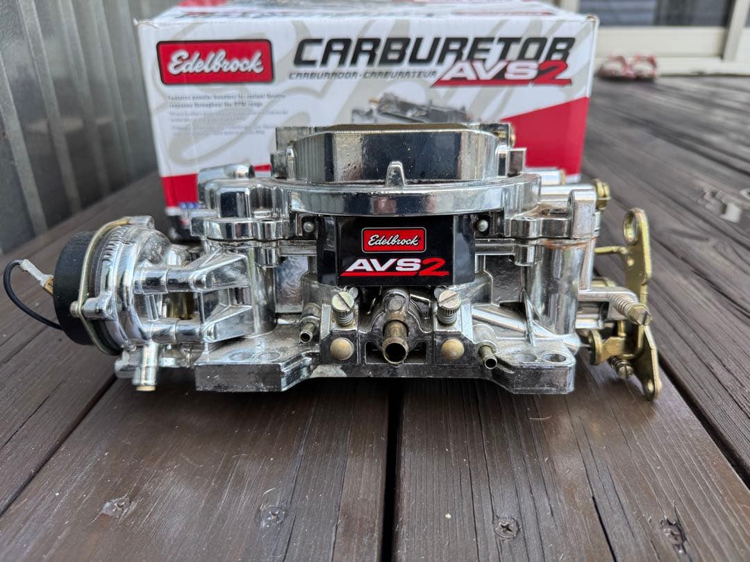 ジャンクEdelbrock AVS2 650fcm OHキット付き
