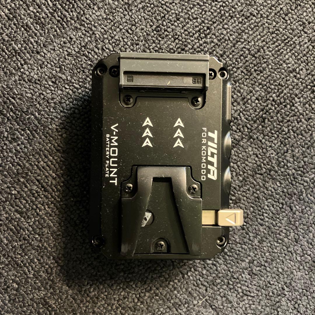 ビデオカメラ V-Mount Battery Plate for Komodo TILTA