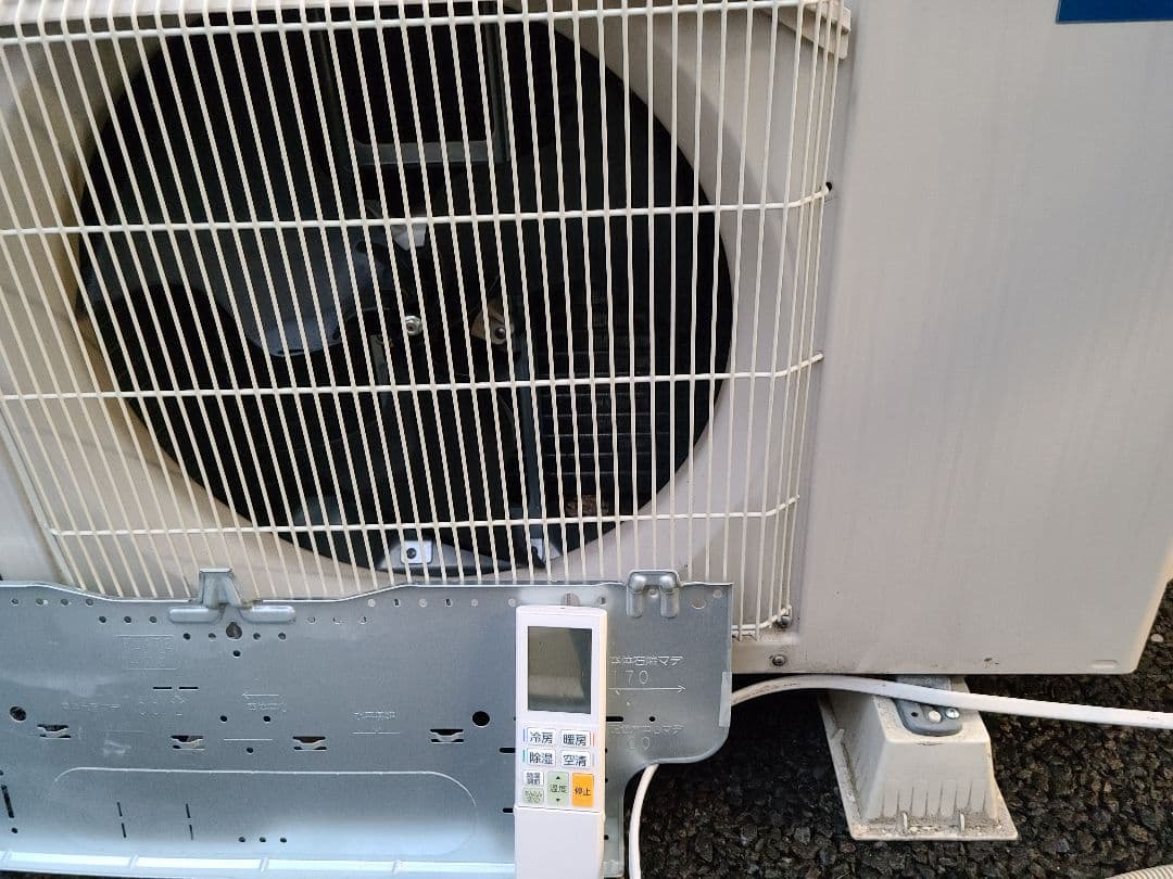 三菱霧ヶ峰5.6KW　フィルター自動掃除機能付き200V 18畳〜WiFi対応