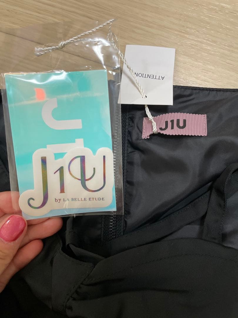 【新品】黒J1U by LA BELLE ETUDE Aラインビスチェチュニック