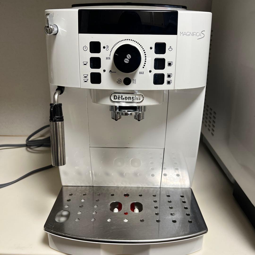 デロンギ　マグニフィカS コンパクト全自動コーヒーマシン
