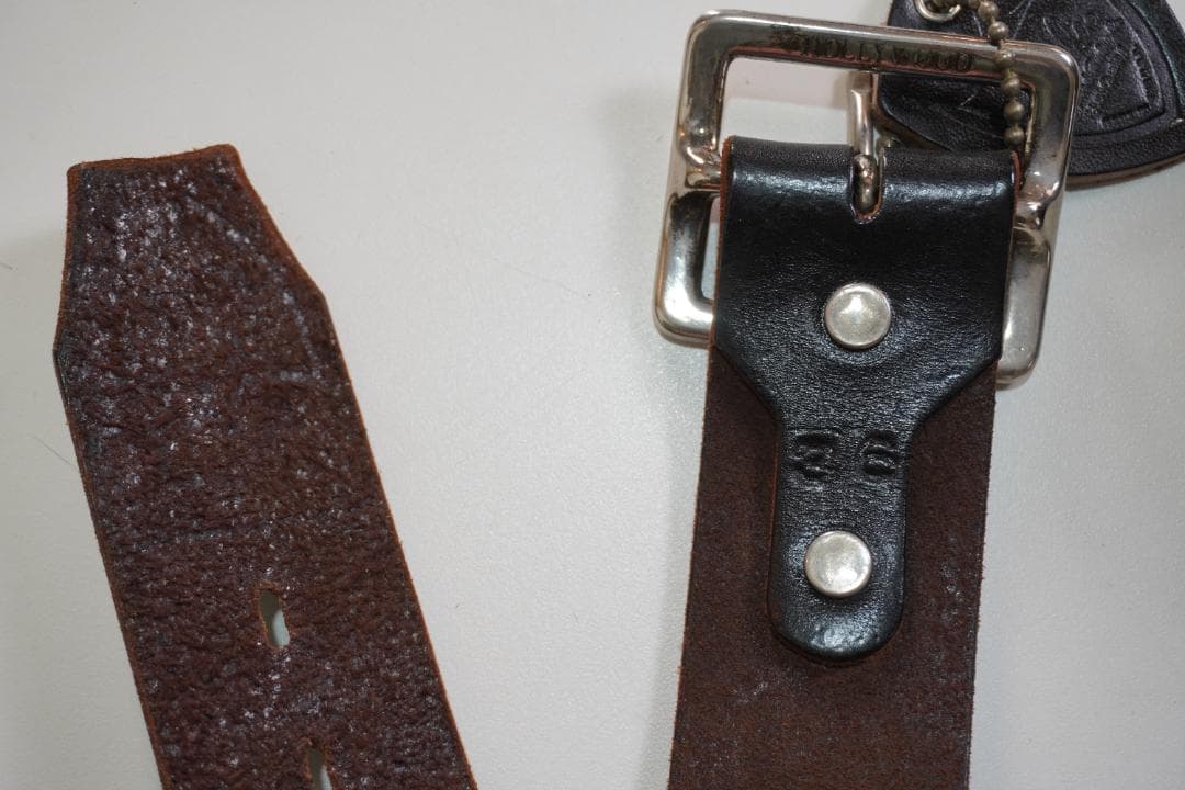 ◆・・ＨＴＣ・・◆　スタッヅベルト　　エイチティーシー 　Hollywood