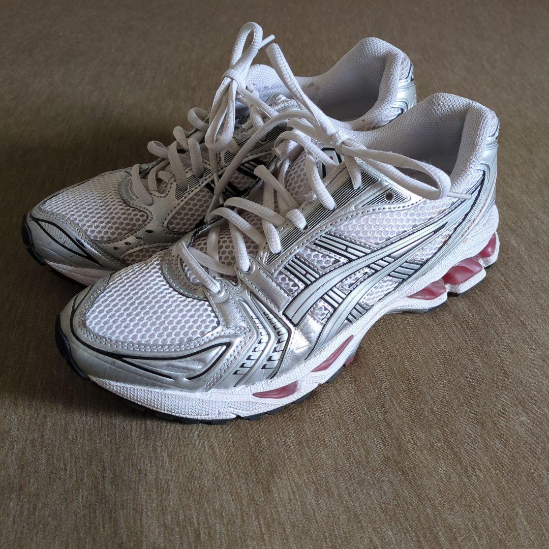 Asics Gel-Kayano 14 サイズ8 26cm