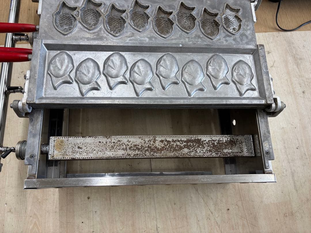 業務用魚型 たい焼き器　LPガス　屋台　鯛焼き