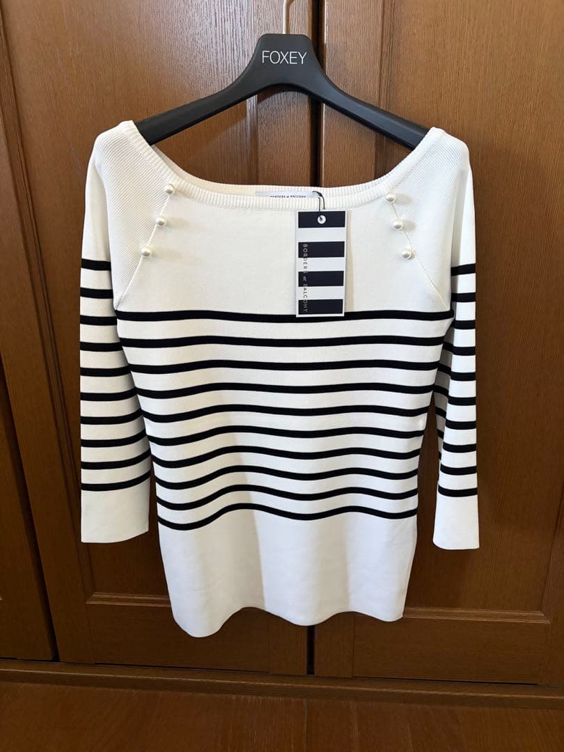 新春セール　未使用タグ付き　ボーダーアットバルコニー　ニット 38