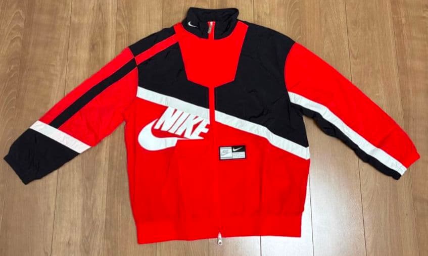 新品★NIKE★ナイキ★ジップアップジャケット★S★山田涼介着用★RED★