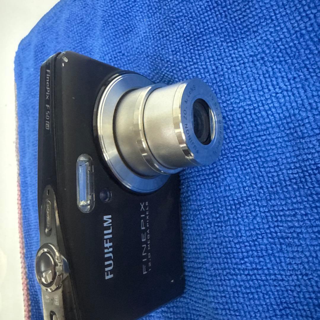 FUJIFILM FinePix F50fd デジタルカメラ動作品