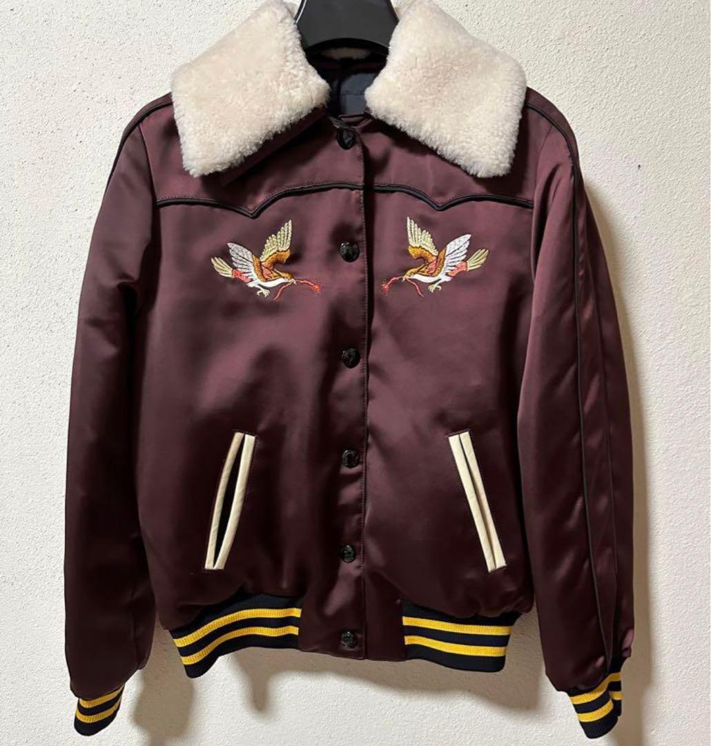 coach コーチ　スタジャン