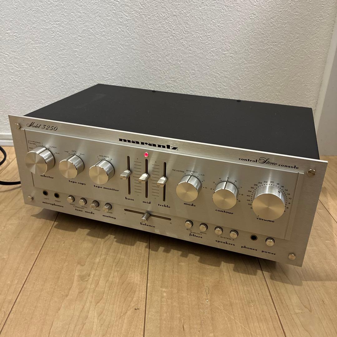 希少動作品Marantz マランツ MODEL 3250 プコントロールアンプ