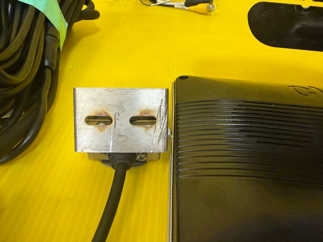 ClarionバックアップモニターCJ-7600A とカメラCC-6100A-A