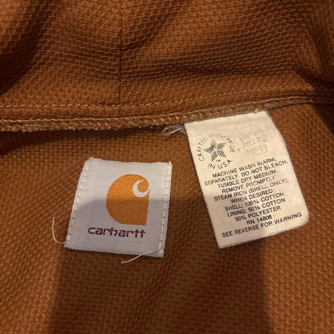 carhartt迷彩ブルゾン